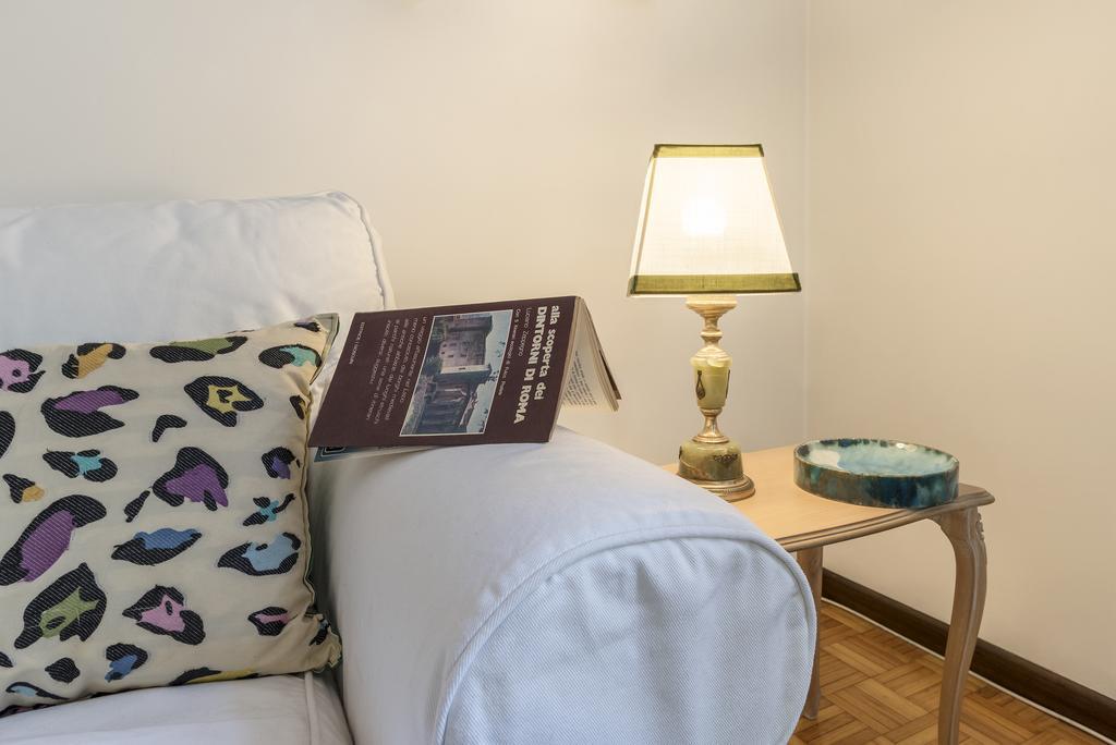 Flower'S Market Apartment - Charme Holidays Rom Exteriör bild