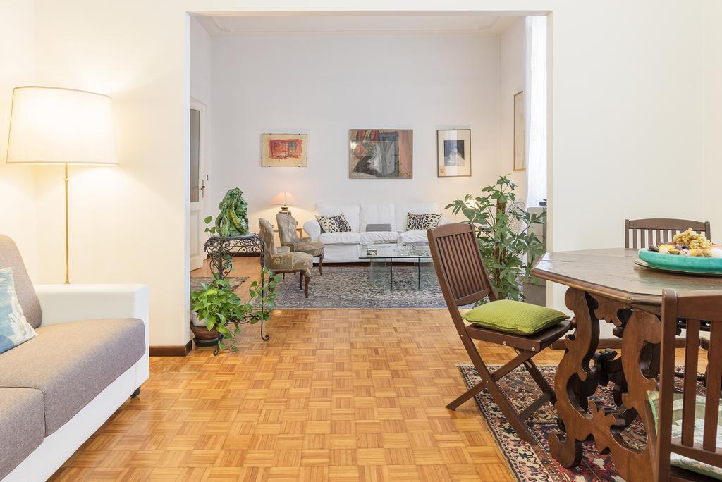 Flower'S Market Apartment - Charme Holidays Rom Exteriör bild